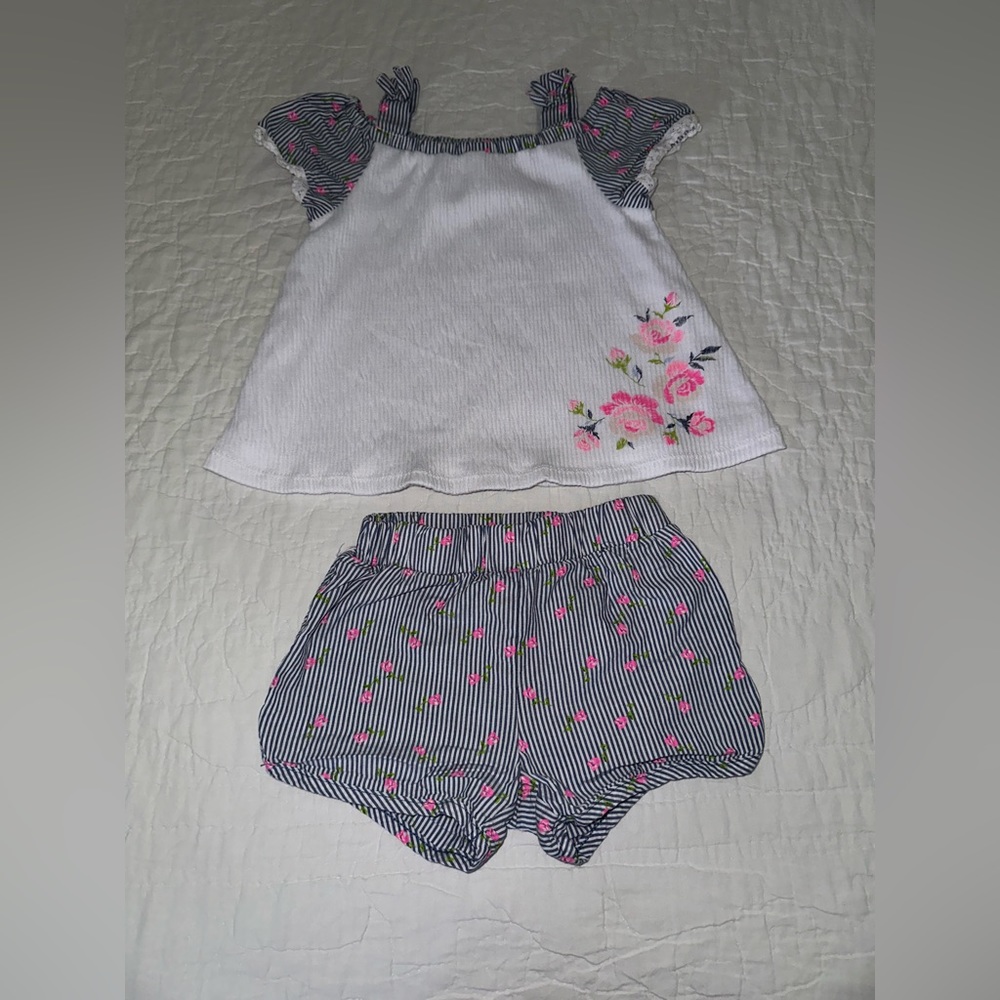 🌹Okie Dokie Blue/White Rose Outfit🌹 - Picture 2 of 2